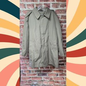 The All Weather Coat Men’s Vintage Trench Coat Thermolite Insulated Size 42